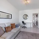 1 Bedroom Seaview