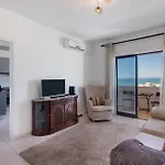 1 Bedroom Seaview 아파트 쿼테이라