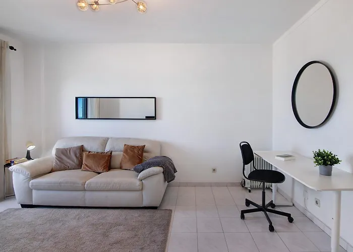 1 Bedroom Seaview