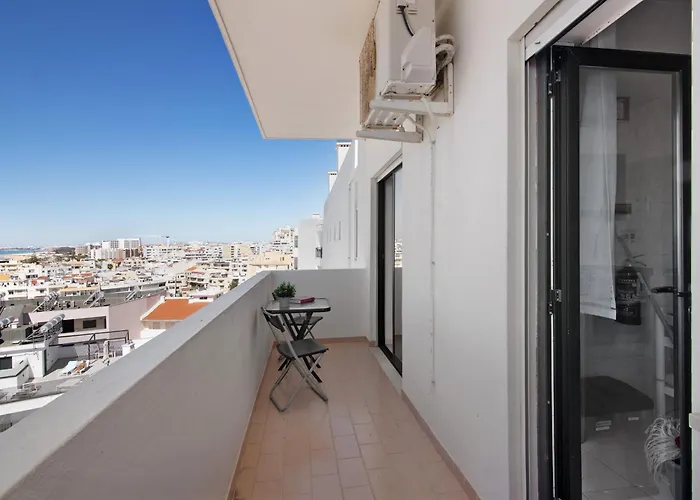 1 Bedroom Seaview