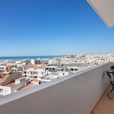 1 Bedroom Seaview Quarteira